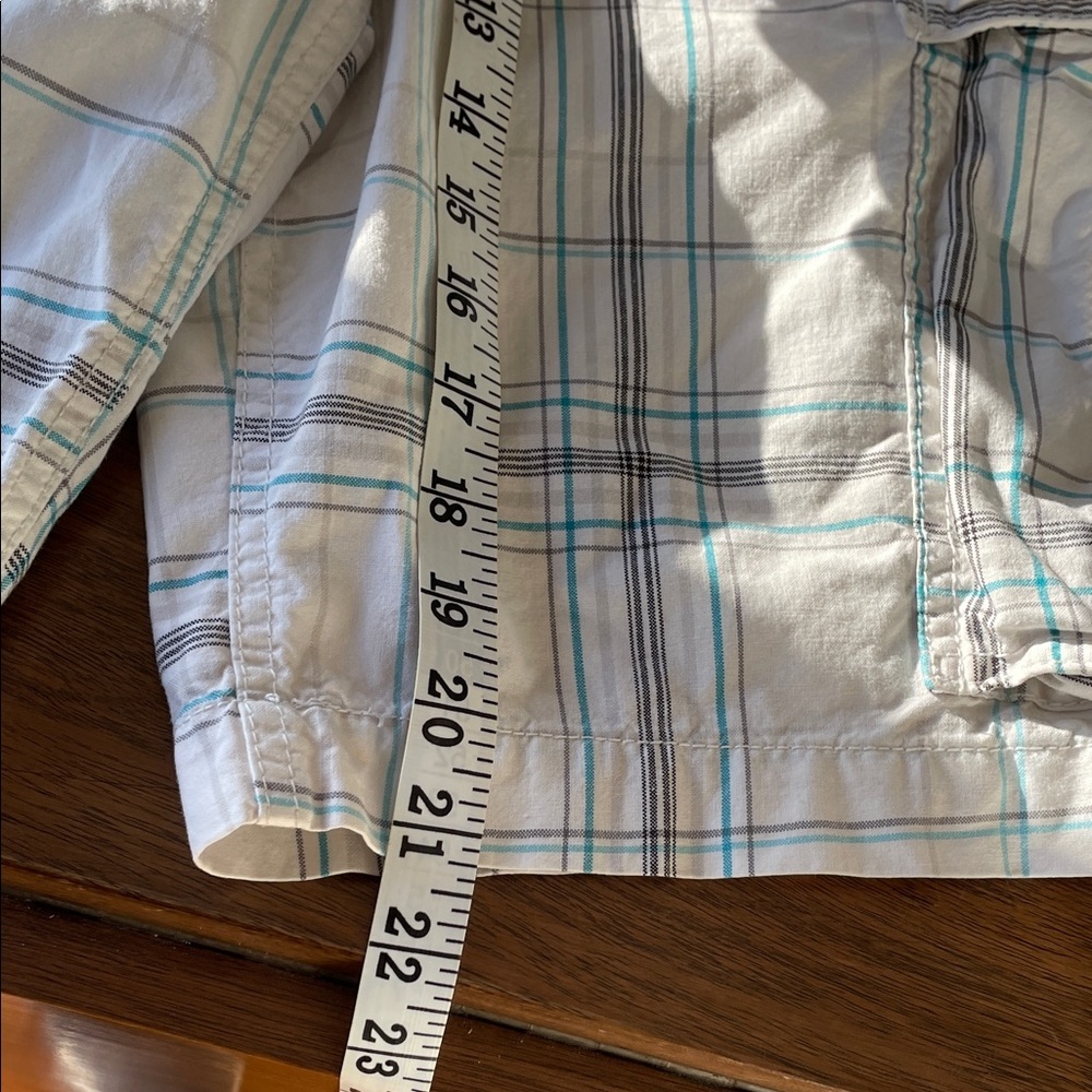 Men's Plaid Cargo Shorts - Cream and Blue - Picture 6 of 6